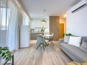 Krakowska Oaza Komfortu - Apartament Premium z Garażem